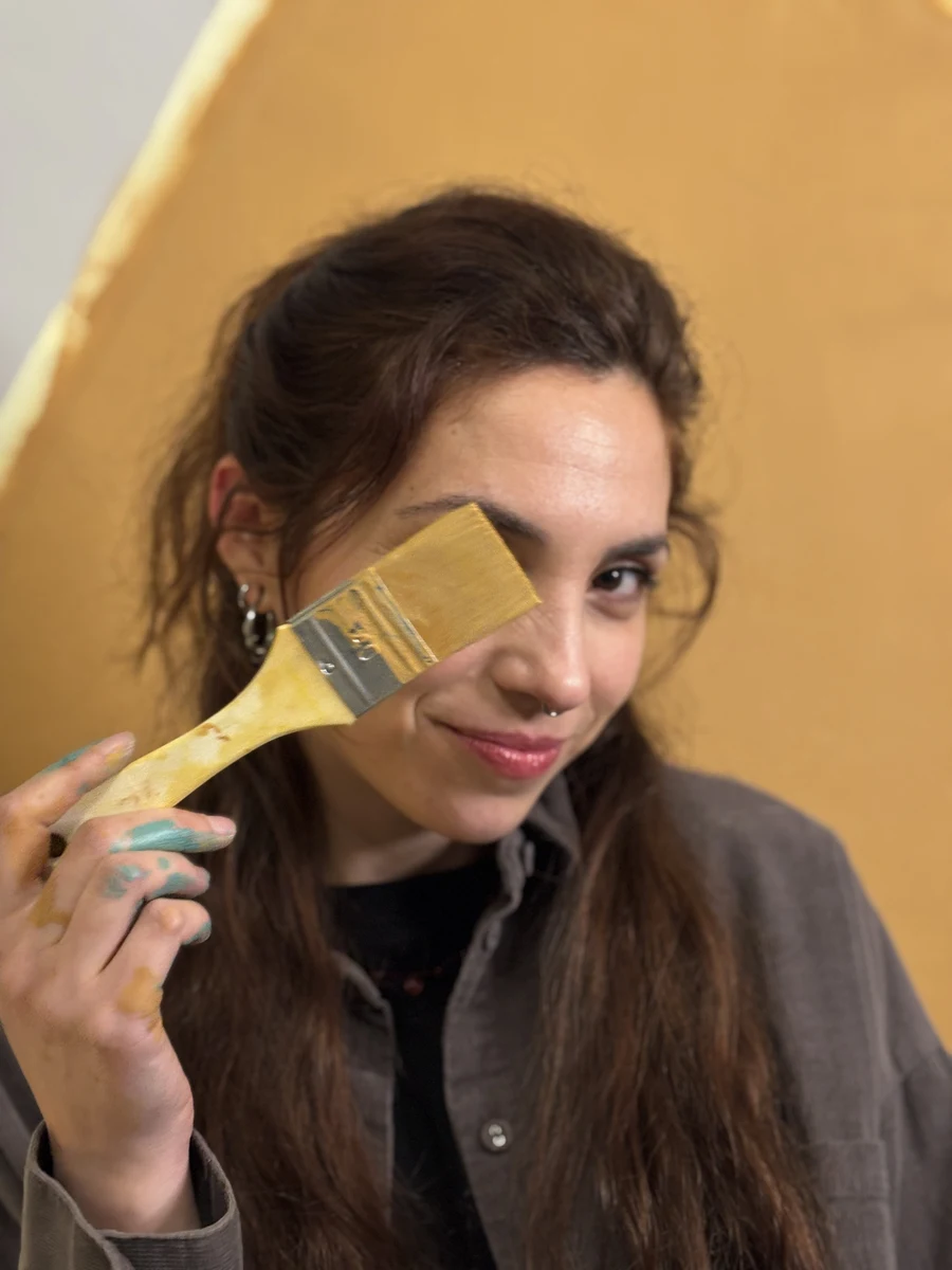 Retrato de Franka Parrello, artista visual y fundadora de KiMural